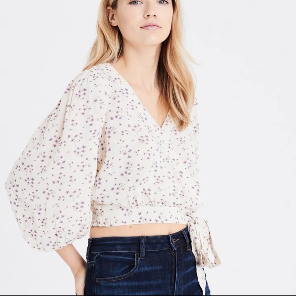 3/$15 American Eagle Wrap Around Top